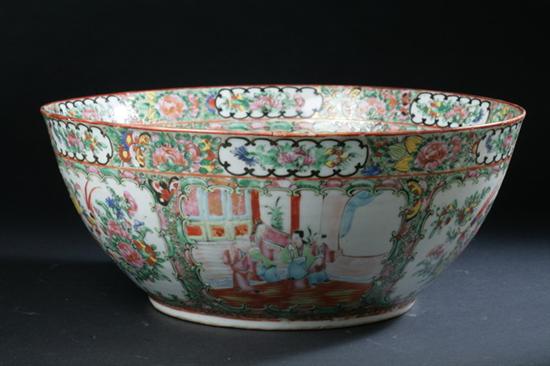 CHINESE ROSE MEDALLION PORCELAIN