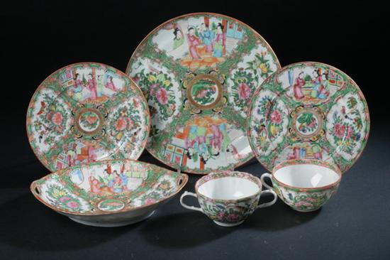 42 PIECE CHINESE ROSE MEDALLION 1701e0