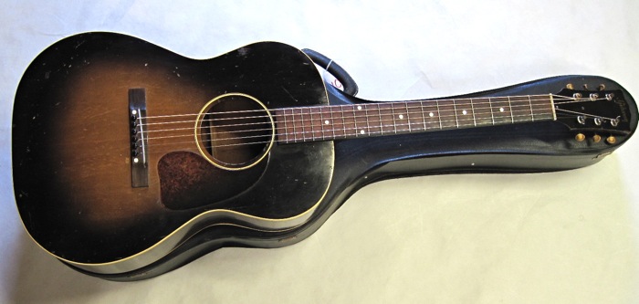 GIBSON LG-1 ACOUSTIC SIX STRING GUITAR