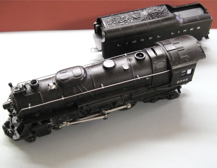 LIONEL ELECTRIC TOY TRAIN ENGINE