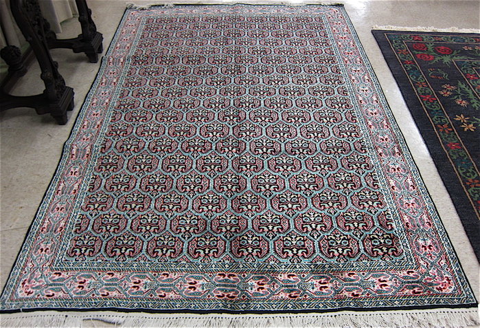 HAND KNOTTED ORIENTAL CARPET Kashmiri 1705d3