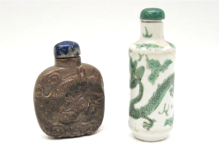 TWO SNUFF BOTTLES with dragon motif  1705d9