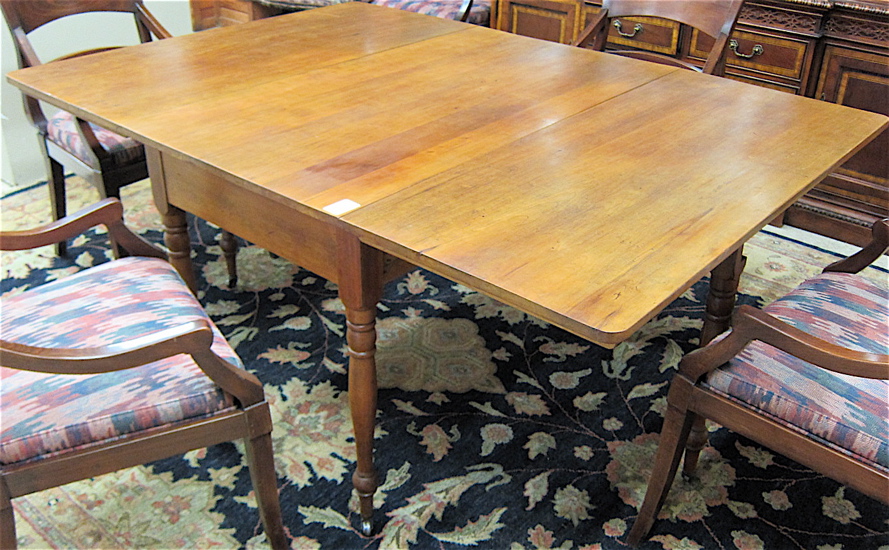 ANTIQUE DROP LEAF CHERRY DINING 1705e8