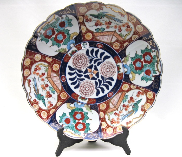 JAPANESE IMARI PORCELAIN CHARGER 170617