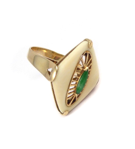 JADE IVORY AND FOURTEEN KARAT GOLD RING