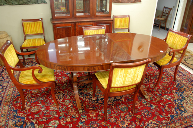 FEDERAL STYLE MAHOGANY DINING TABLE 1706cf