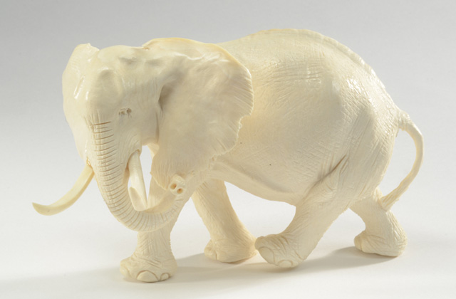 SOLID IVORY HAND CARVED AFRICAN