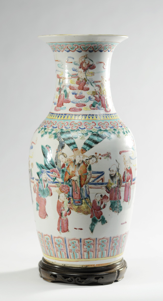 CHINESE FAMILLE ROSE PORCELAIN