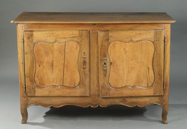 PROVINCIAL WALNUT SIDE CABINET 1707c1