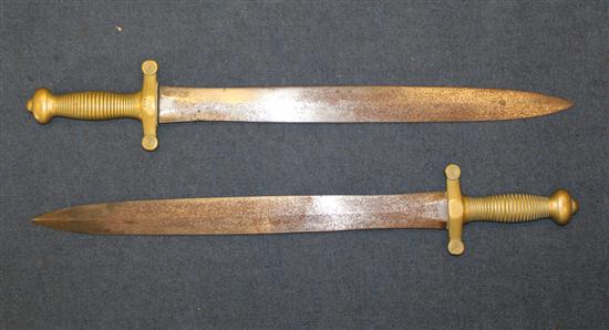 Two 1832 pattern French short swords 17084c