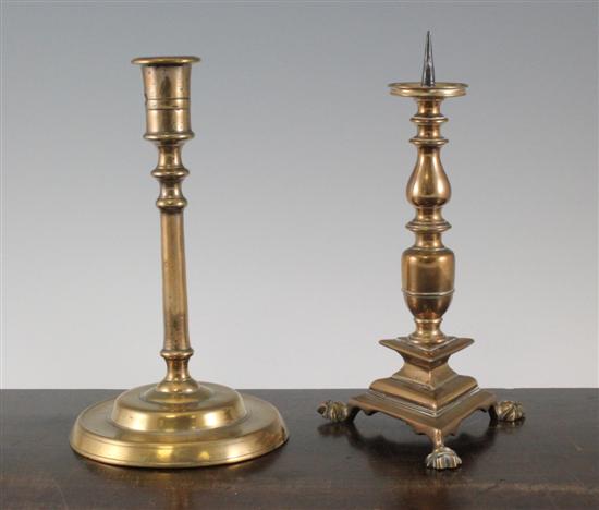 A 17th century bell metal pricket 17088f