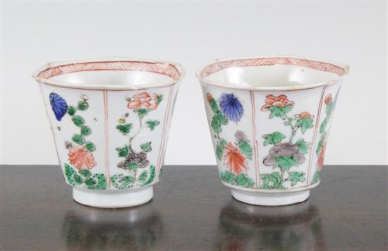 A pair of Chinese famille verte 1708f8