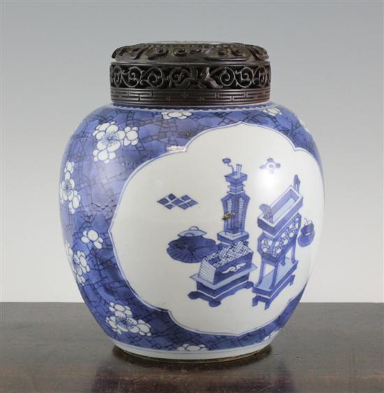 A Chinese blue and white ovoid 1708fb