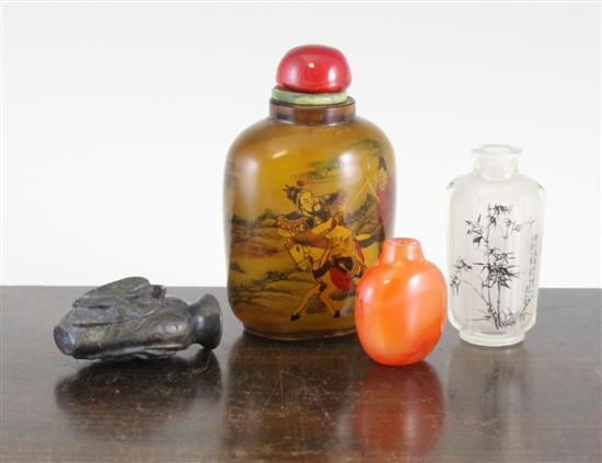 Four various Chinese snuff bottles 17096b