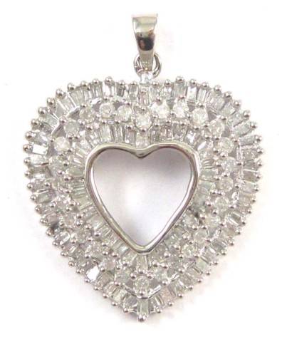 DIAMOND AND WHITE GOLD HEART PENDANT.