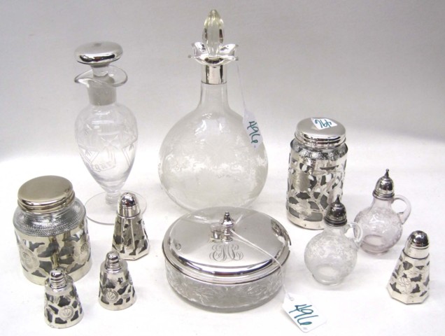 ELEVEN PIECES GLASS WITH SILVER  16e46d