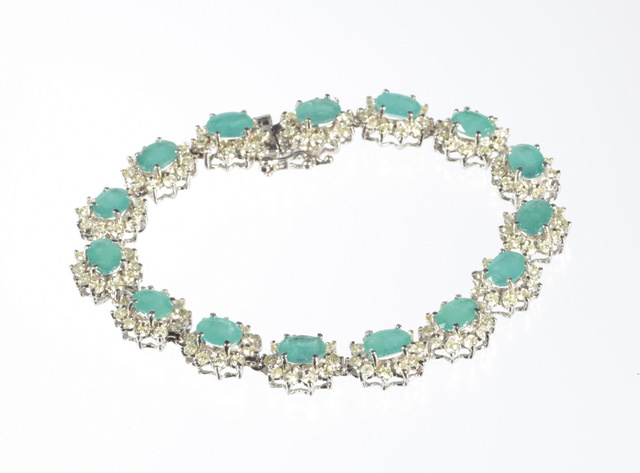 EMERALD AND DIAMOND BRACELET 14k 16e51e