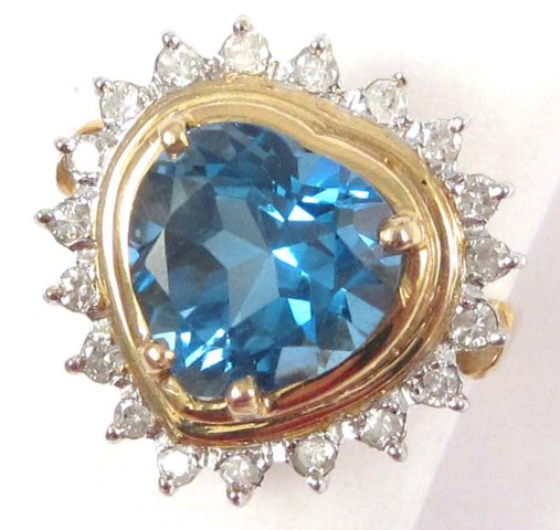 BLUE TOPAZ AND DIAMOND RING 14k 16e59e