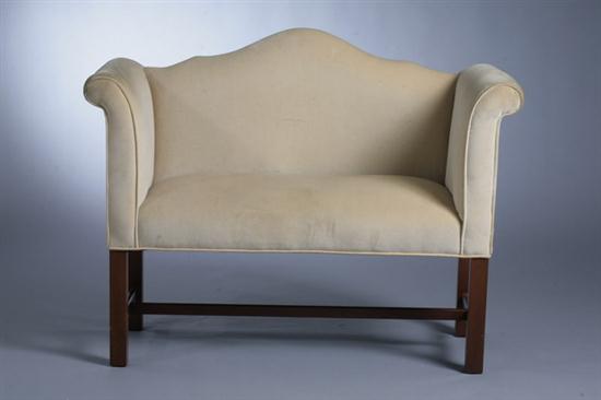 CHIPPENDALE STYLE MAHOGANY UPHOLSTERED 16e6b5