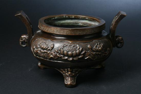 CHINESE BRONZE CENSER. Cast with shaped
