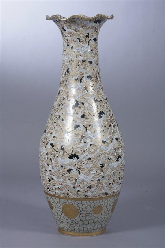 JAPANESE SATSUMA EARTHENWARE VASE Late