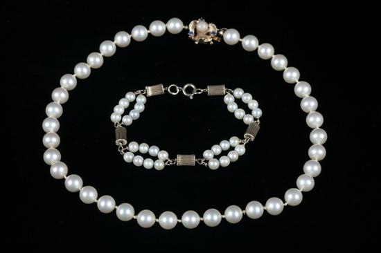 TWO ITEMS PEARL JEWELRY Matched 16e79f