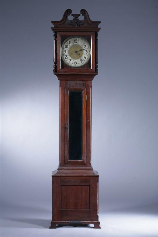 CHIPPENDALE STYLE MAHOGANY TALL CASE 16e893
