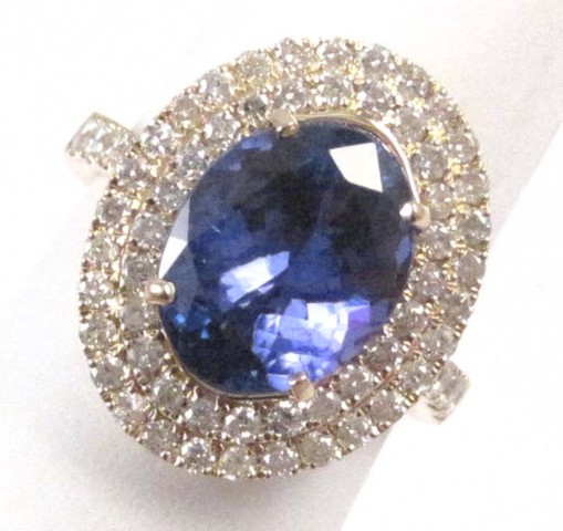 TANZANITE DIAMOND AND FOURTEEN