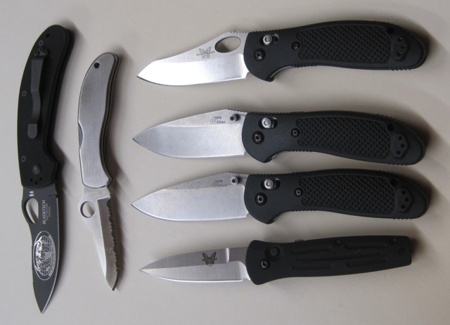 LOT OF EIGHT KNIVES 4 ''Benchmade''