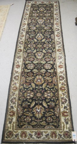 HAND KNOTTED ORIENTAL RUNNER Indo-Persian
