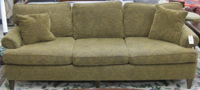 TRADITIONAL STYLE BROWN SOFA Bassett