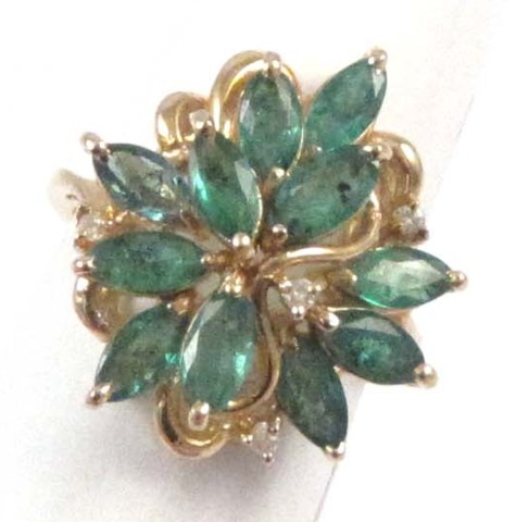 EMERALD AND DIAMOND CLUSTER RING