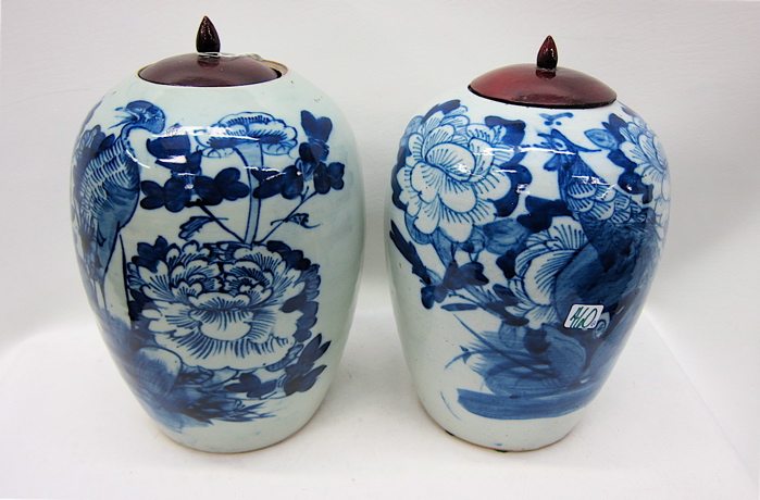 PAIR CHINESE BLUE AND WHITE PORCELAIN 16ea90