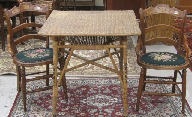 PAIR OF VICTORIAN SIDE CHAIRS AND 16eaf1