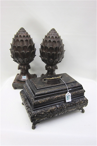 WOOD PEDESTAL BOX PAIR OF DECORATIVE 16eaf9