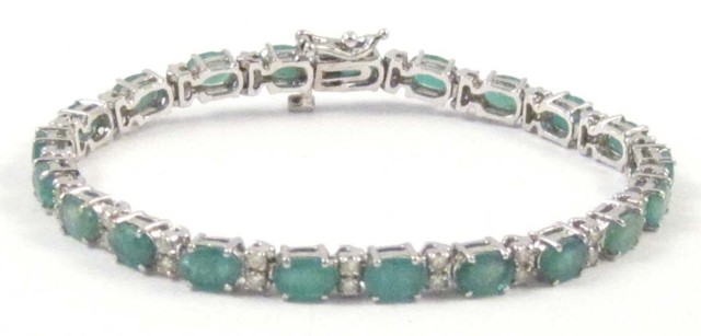 EMERALD AND DIAMOND BRACELET 14k 16eb44