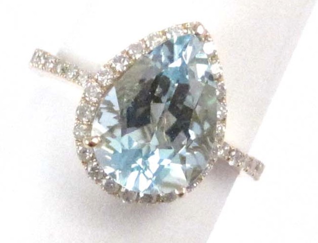 AQUAMARINE AND DIAMOND RING 14k 16eb7f