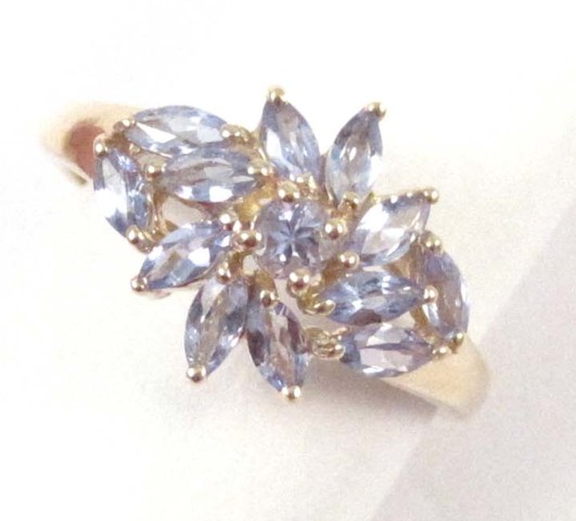 TANZANITE AND FOURTEEN KARAT GOLD 16ebe8