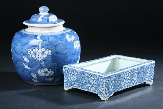 CHINESE BLUE AND WHITE PORCELAIN 16ec48