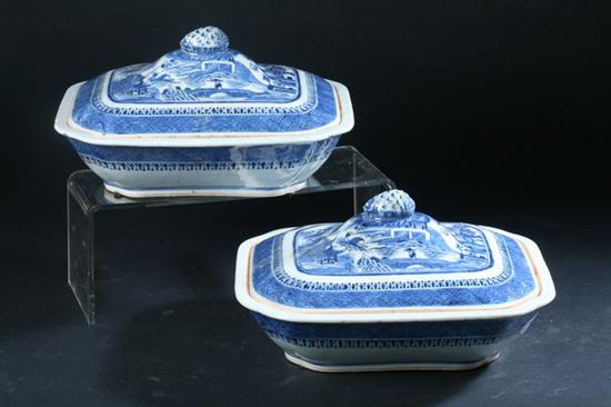 PAIR CHINESE NANKING BLUE AND WHITE 16ec53