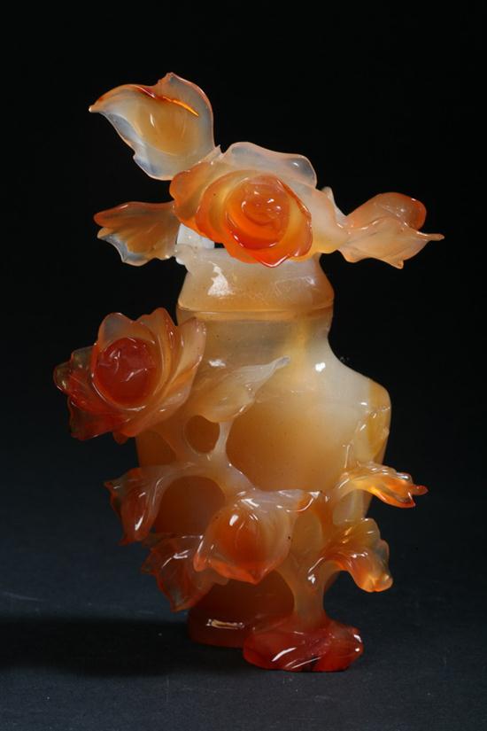 CHINESE AGATE VASE AND COVER 19th