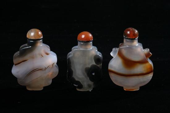 THREE CHINESE BANDED AGATE SNUFF