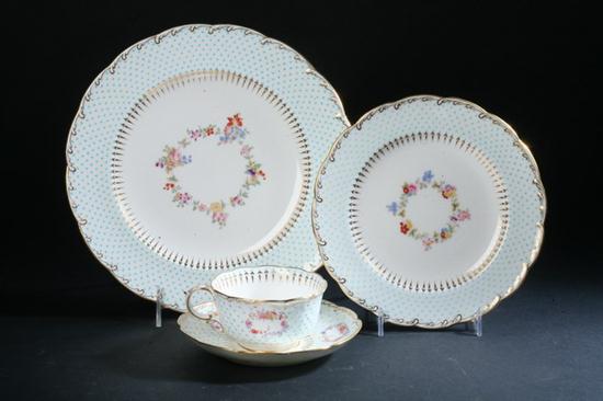 46 PIECE MINTONS PORCELAIN DINNER 16edd4