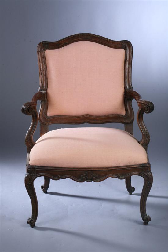 LOUIS XV STYLE CARVED MAHOGANY 16ee1b