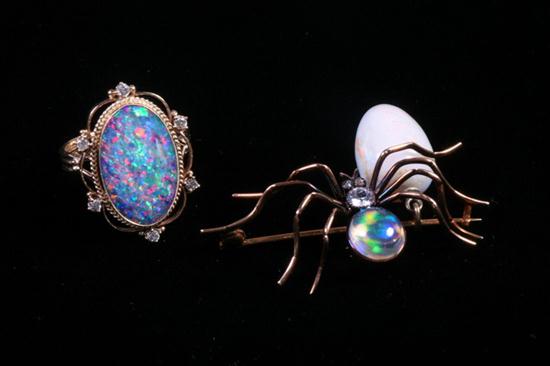 THREE PIECES YELLOW GOLD AND OPAL