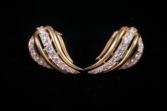 PAIR 18K YELLOW GOLD AND DIAMOND