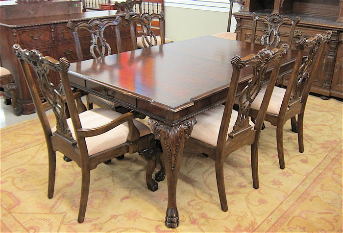 CHIPPENDALE STYLE MAHOGANY DINING 16effa