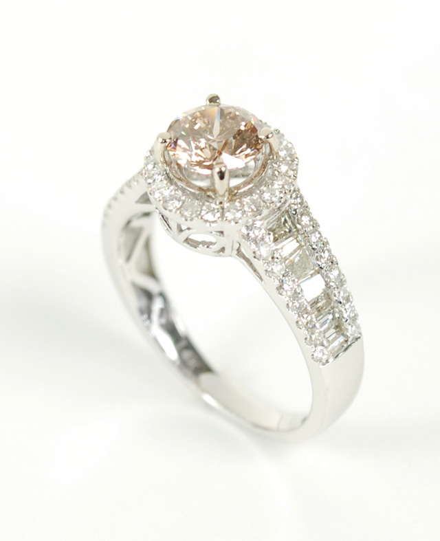 DIAMOND AND FOURTEEN KARAT WHITE 16f008