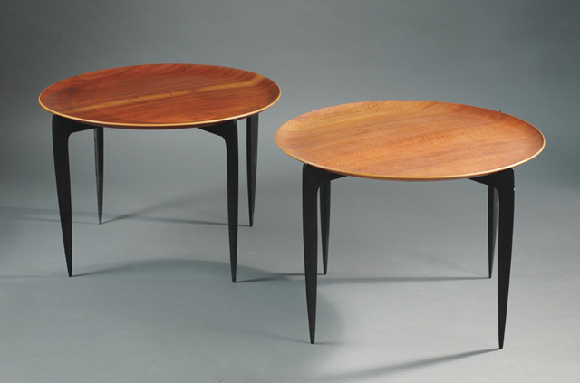 A PAIR OF FRITZ HANSEN TRAY TOP 16f054