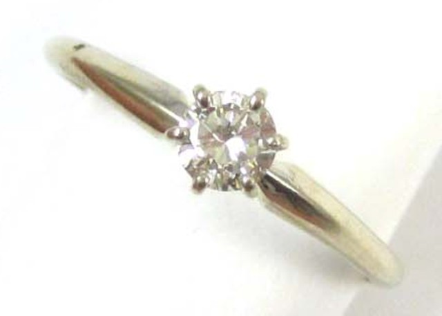 DIAMOND AND WHITE GOLD SOLITAIRE 16f112